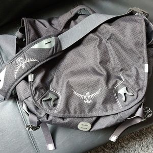 Osprey Flapjack Courier/Computer Bag